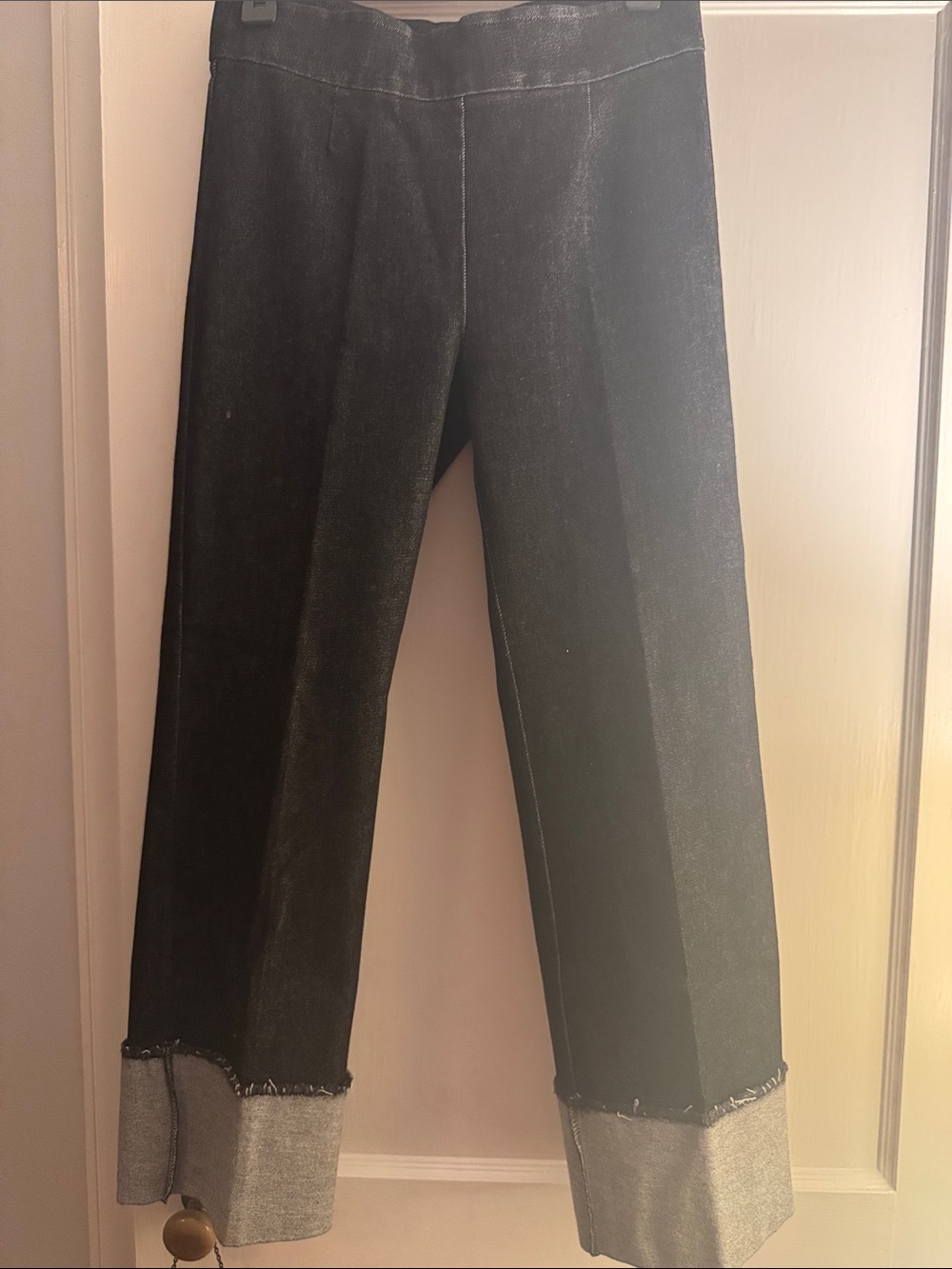 Women's Black Straight-Leg Jeans with Contrast Cuffs